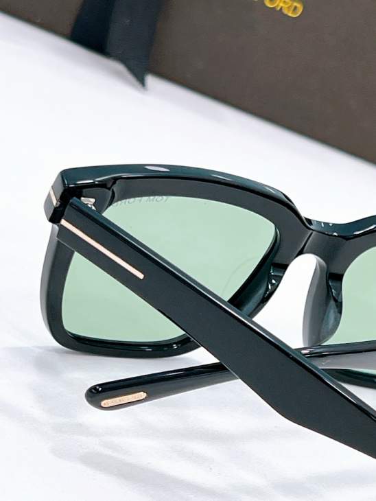 Picture of Tom Ford Sunglasses _SKUfw79566626fw